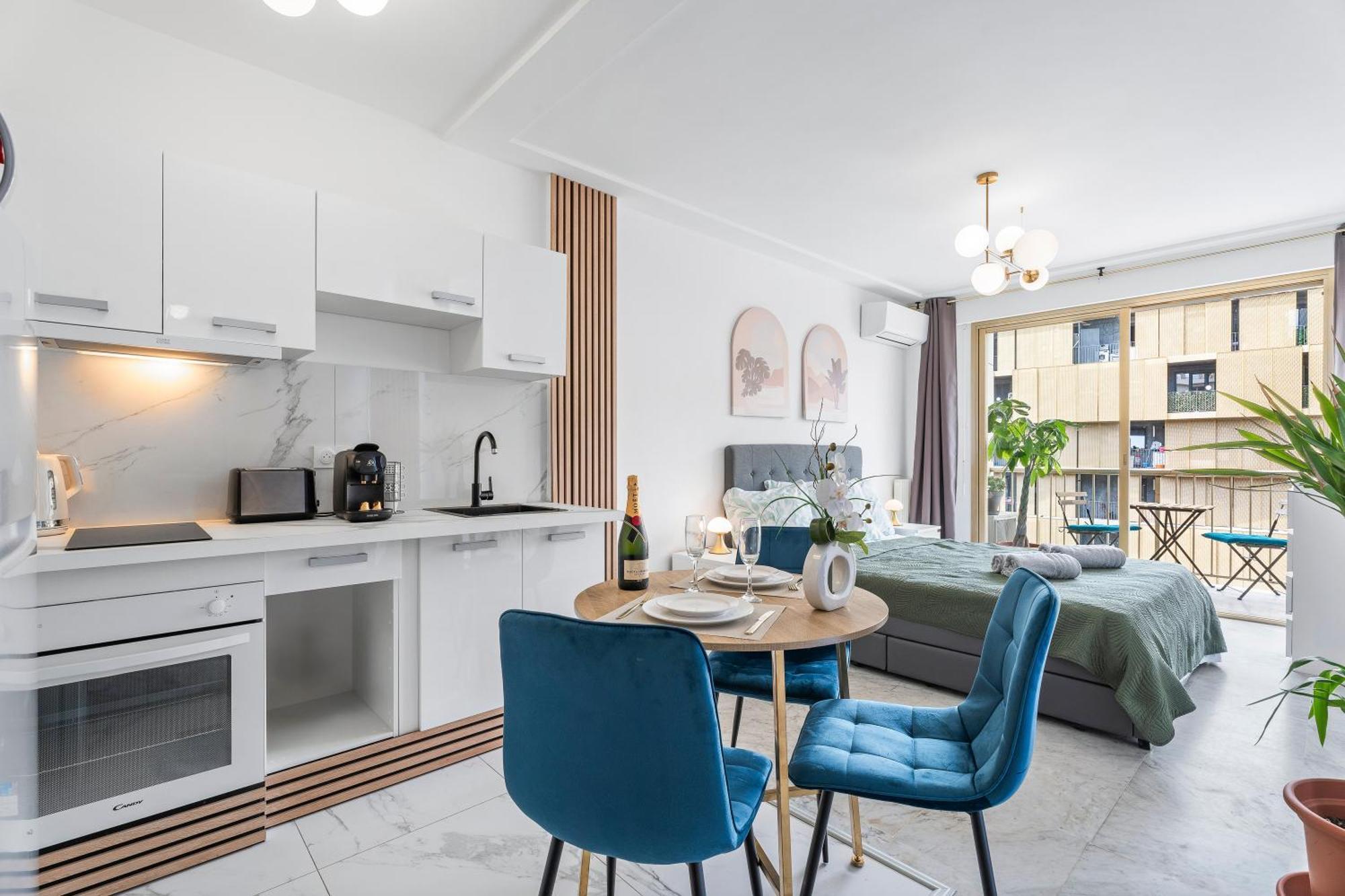 Elegant Studio Avec Terrasse Proche Mer Tramway Nice Exterior photo